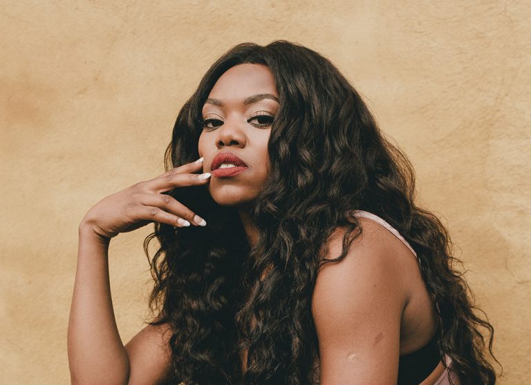 LADY LESHURR · Handsome Tours